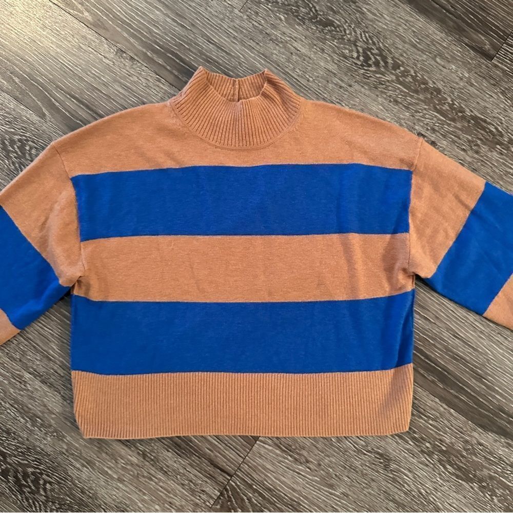 Everlane Luxe Merino Turtleneck in Sahara Lapis - Picture 3 of 8